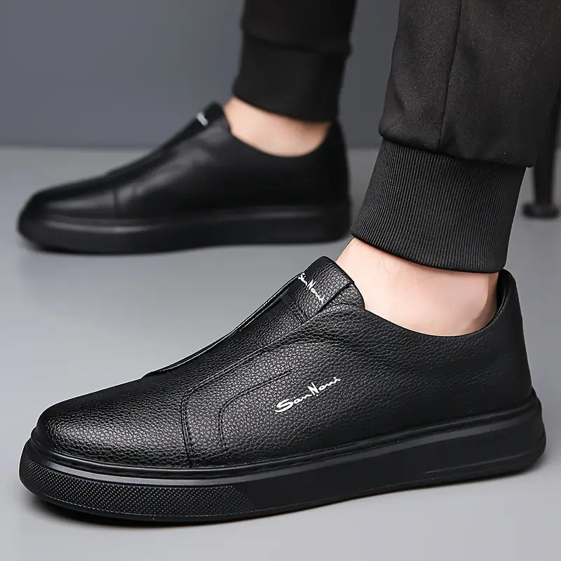 SHORELINE SNEAKERS
