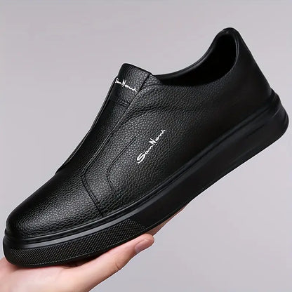 SHORELINE SNEAKERS