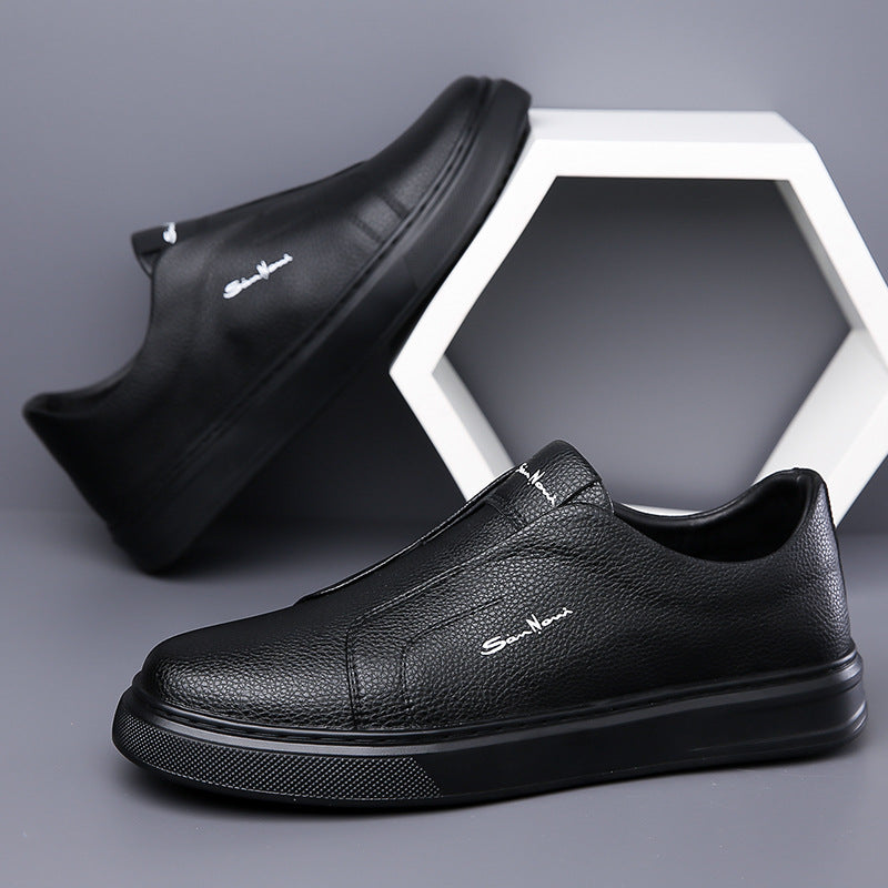SHORELINE SNEAKERS