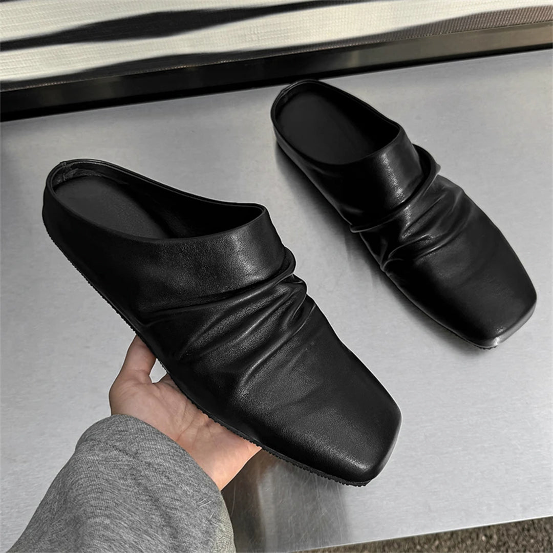 DRAPED LEATHER LOAFER