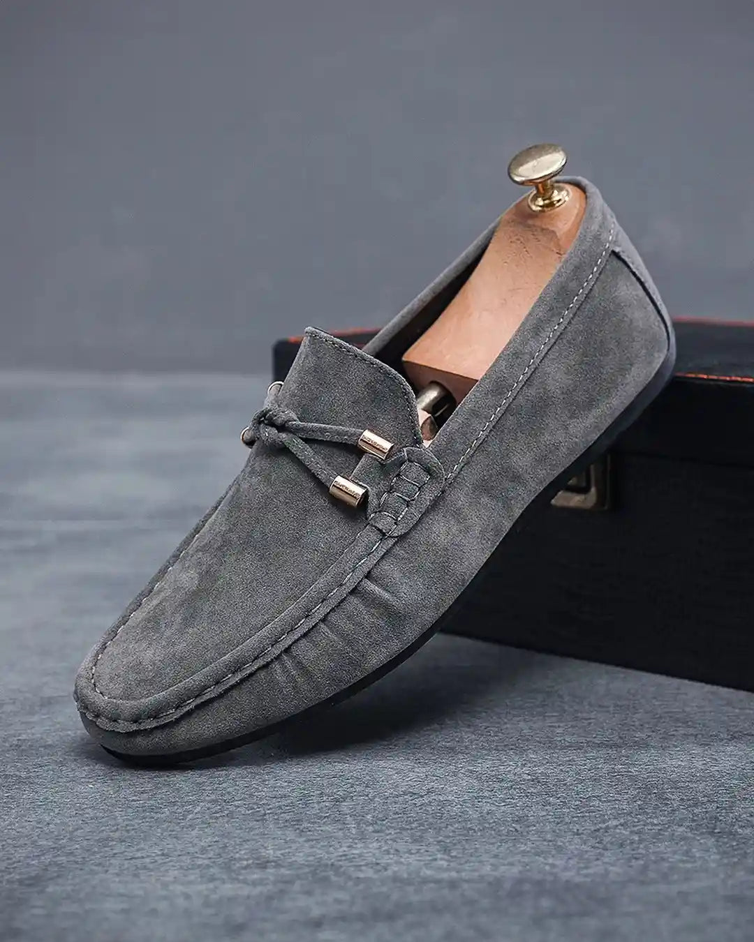 BARNSBURY SUEDE DRIVER